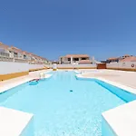 En El Castillo Con Piscina Daire