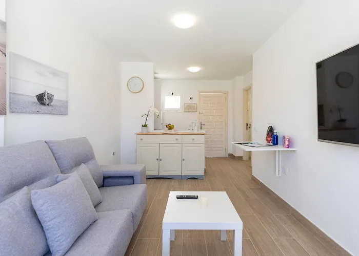 Lejlighed En El Castillo Con Piscina